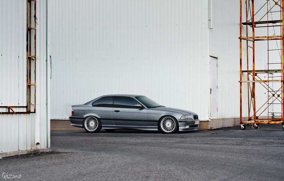 ALPINA B3 3.0 через якісний об'єктив 2
