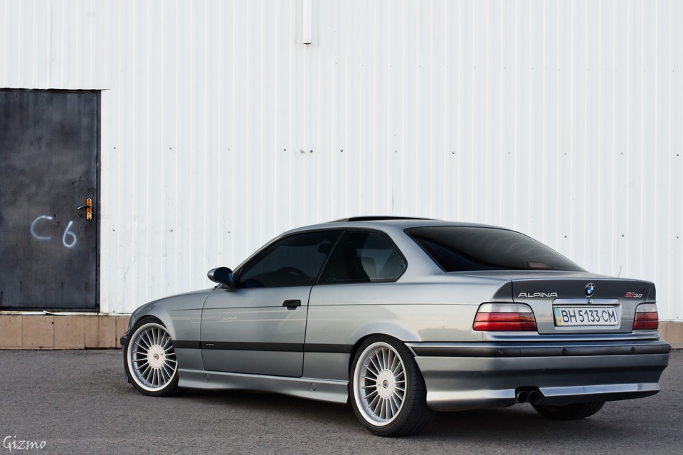 ALPINA B3 3.0 через якісний об'єктив 4