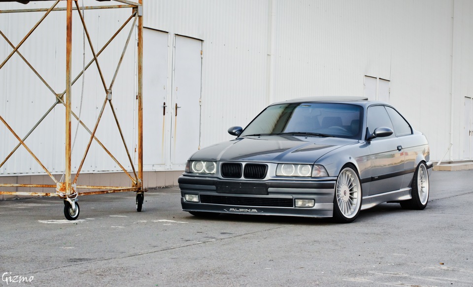 ALPINA B3 3.0 через якісний об'єктив 1