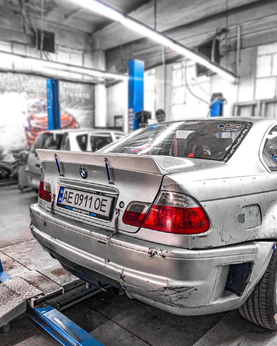 Завершення повного обважування BMW E46 DTM. Капот та дактейл! 4