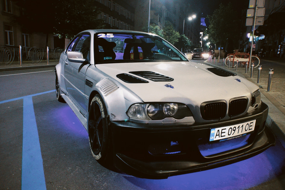 Завершення повного обважування BMW E46 DTM. Капот та дактейл! 2