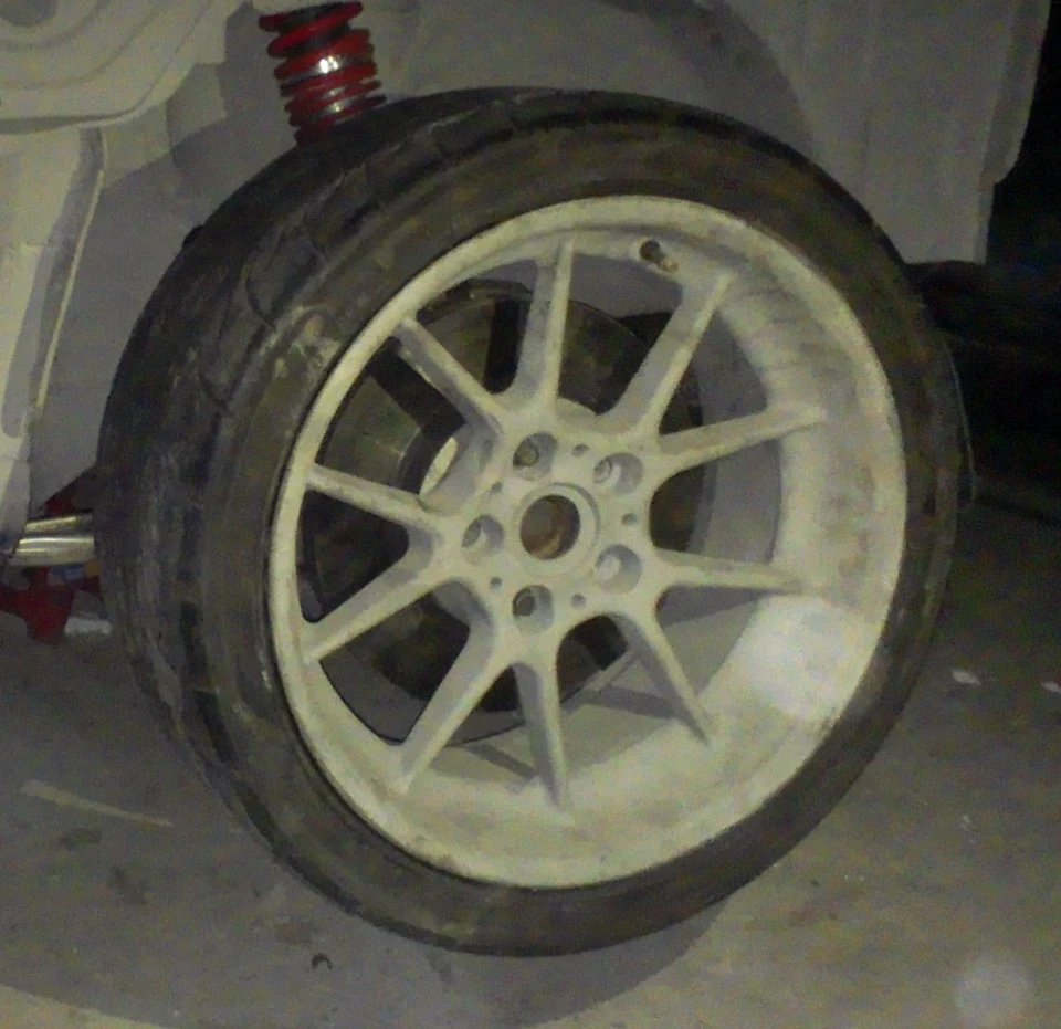Продам свої легендарні BBS RK r18 5x120 8.5j полиці