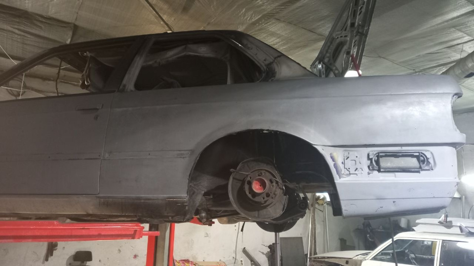 Встановлення задньої підвіски від е34 і гвинтів gt86 4