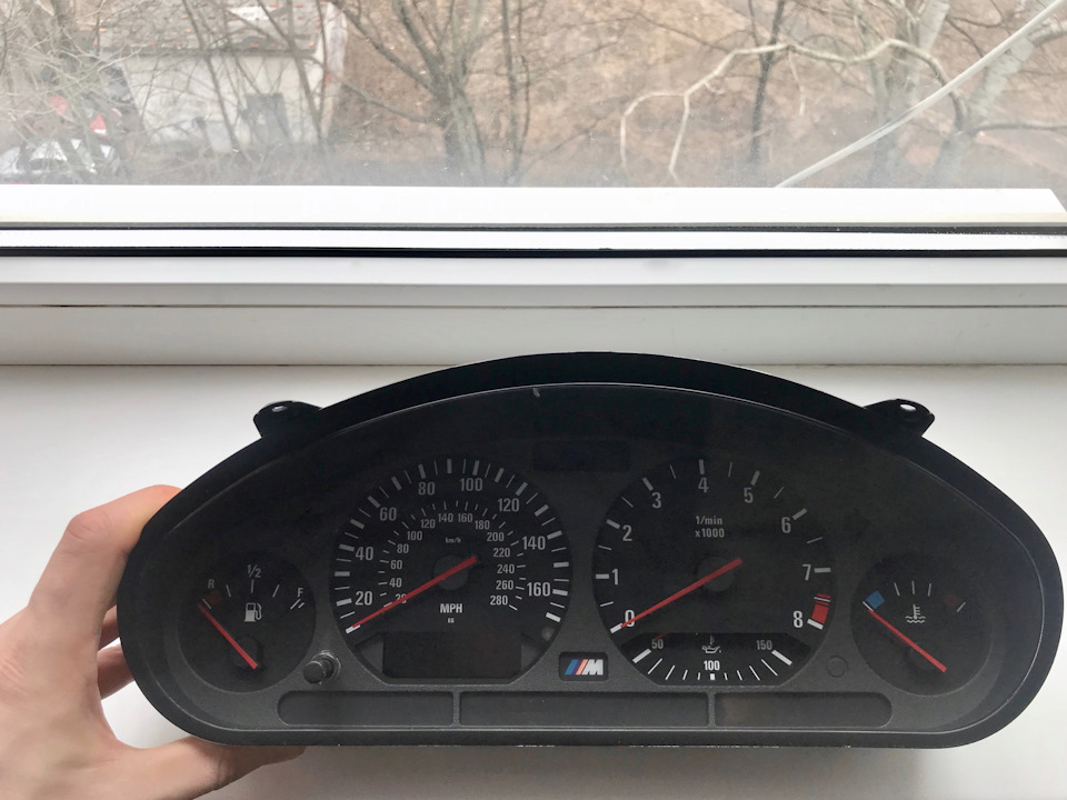Приладова панель від англійської М3 3.2. 1