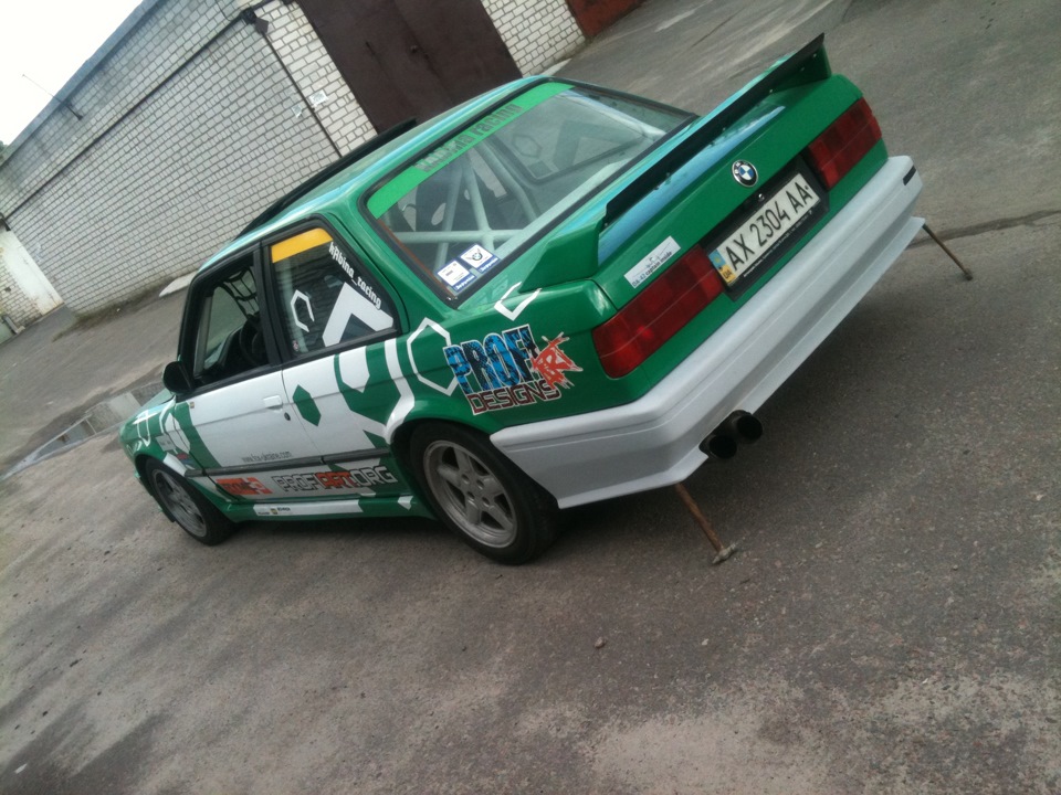 задній бампер м3 е30 2