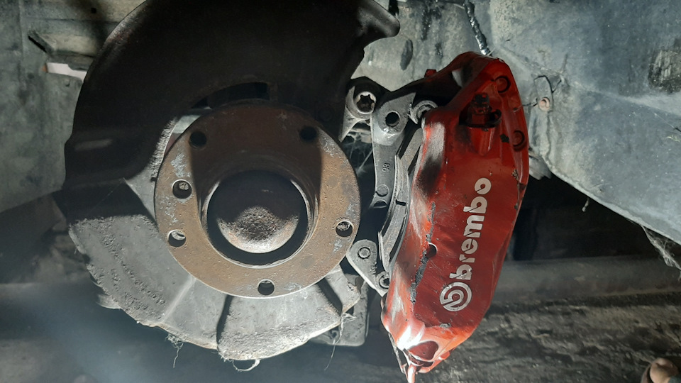 #12 Установка 4х поршневих супортів BREMBO з e38 на е36 2