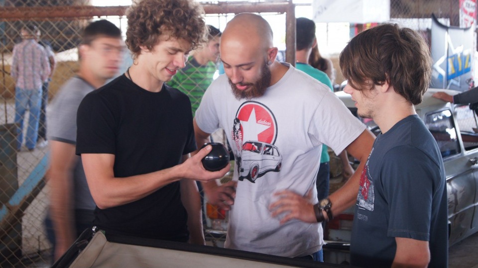 Lowville 20 12 люди=) 2