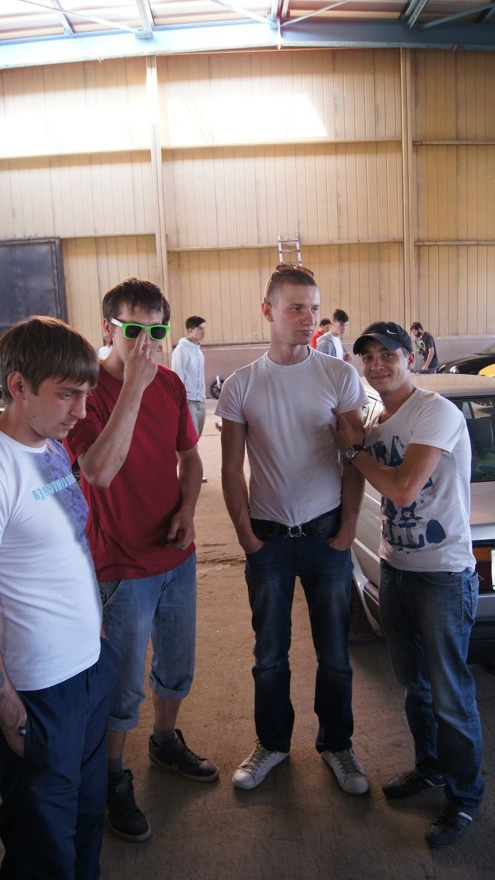 Lowville 20 12 люди=) 5