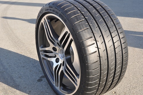 Взяв таки 245/40R17 Спорт. 1