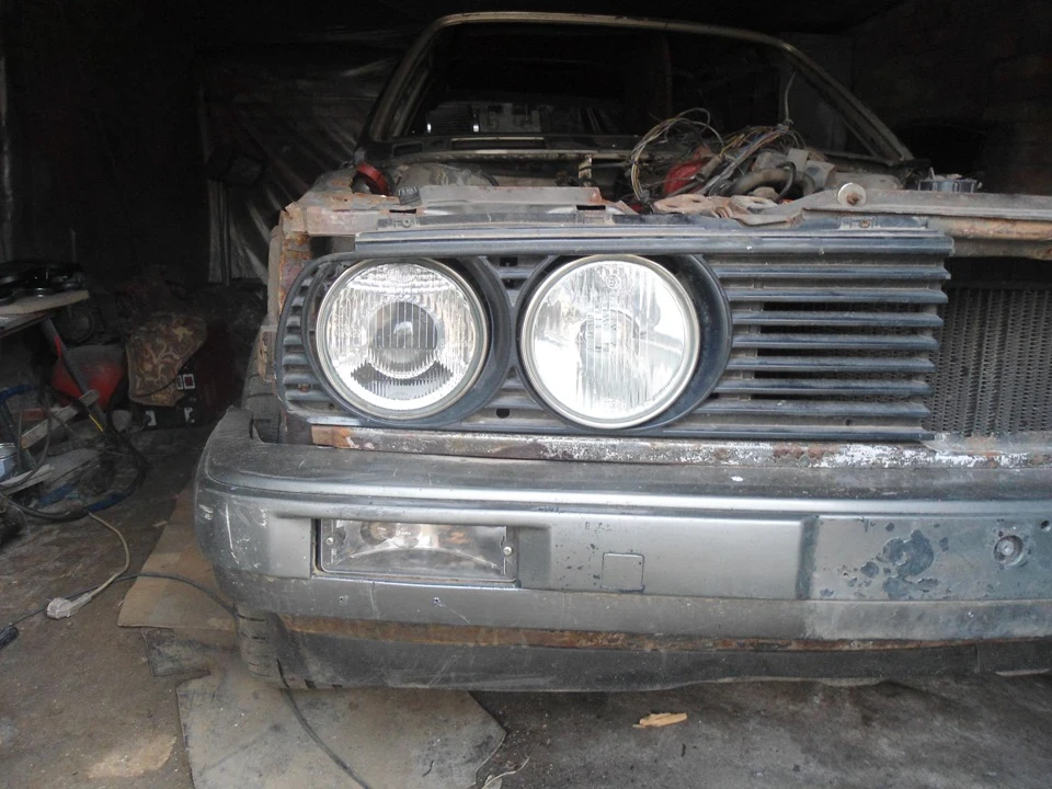 Зла E30!