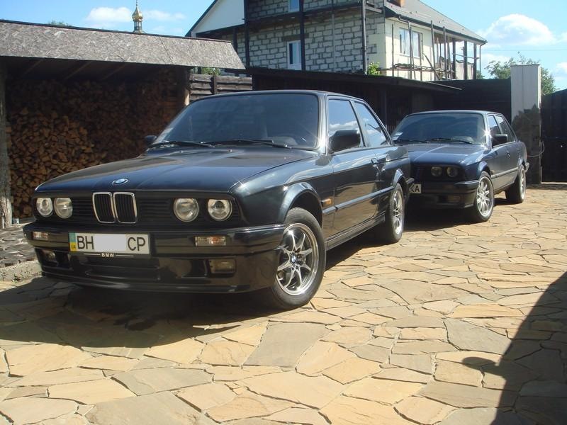 2010 рік. Три BMW у дворі. 5