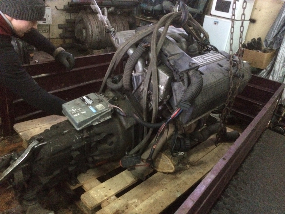 ENGINE та задня підвіска. 1