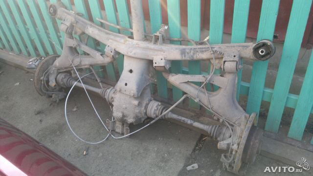 ENGINE та задня підвіска. 3