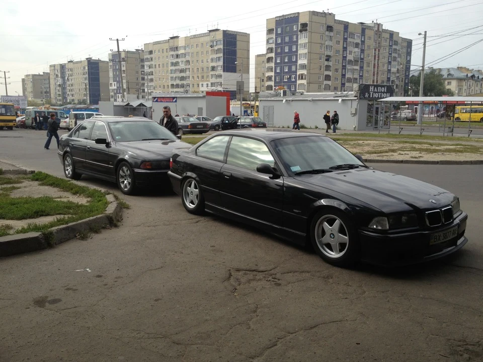 Молодша сестра.