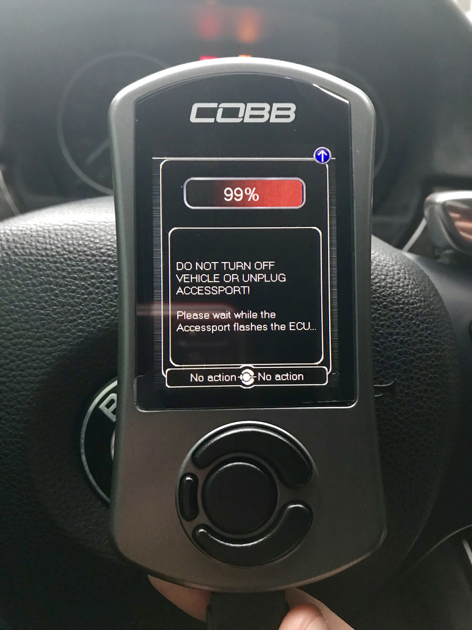 Cobb AccessPort для BMW N54B30 3