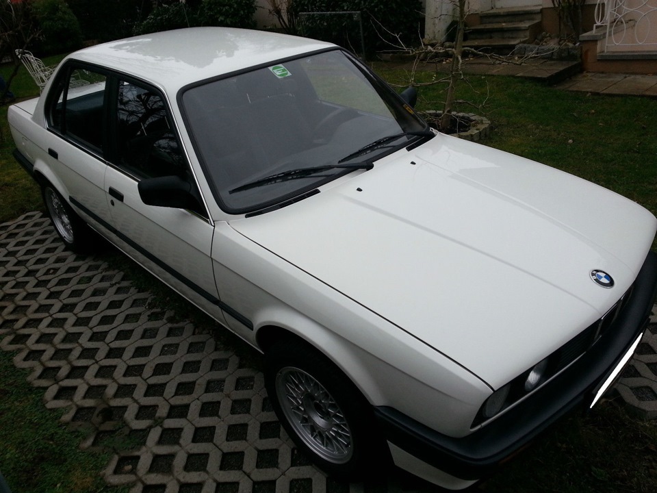 BMW E30 318i Limousine Alpinweiß II 53.000km, Rarität 2