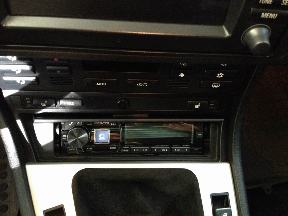 Alpine CDE 178BT 3
