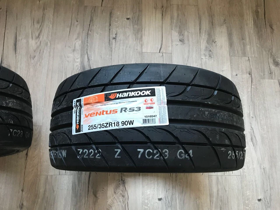 Hankook RS3 Z222 & Bridgestone Potenza Adrenalin RE003