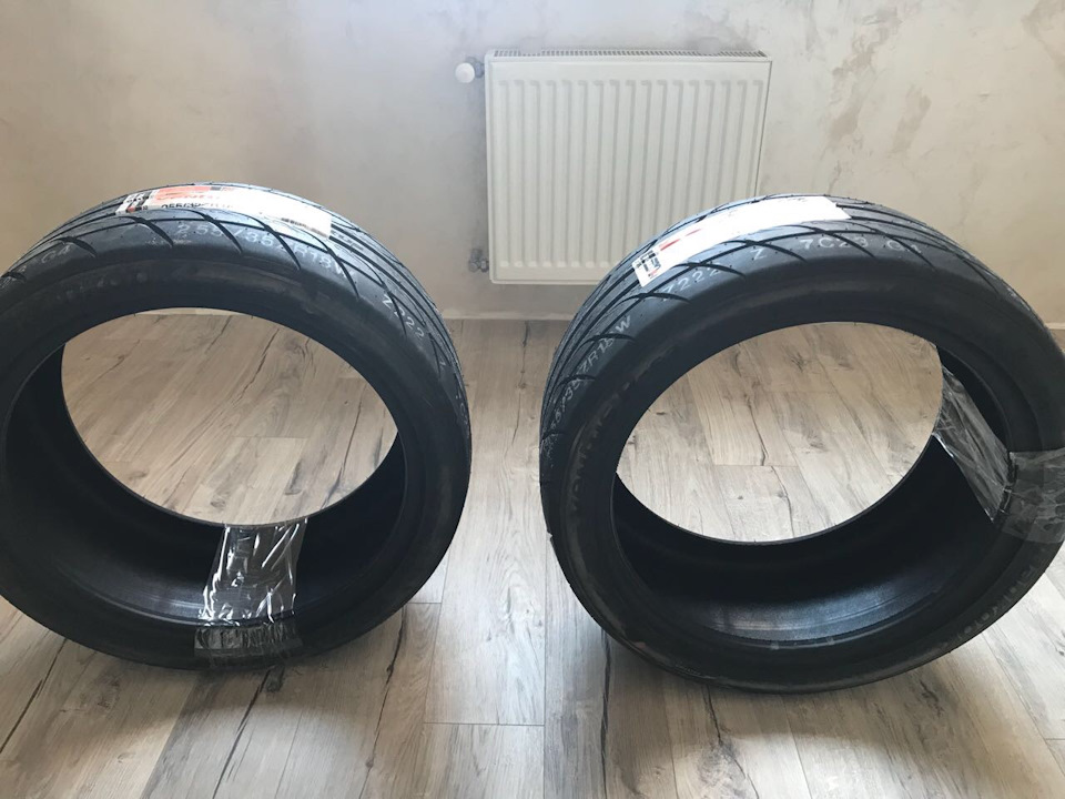 Hankook RS3 Z222 & Bridgestone Potenza Adrenalin RE003 2