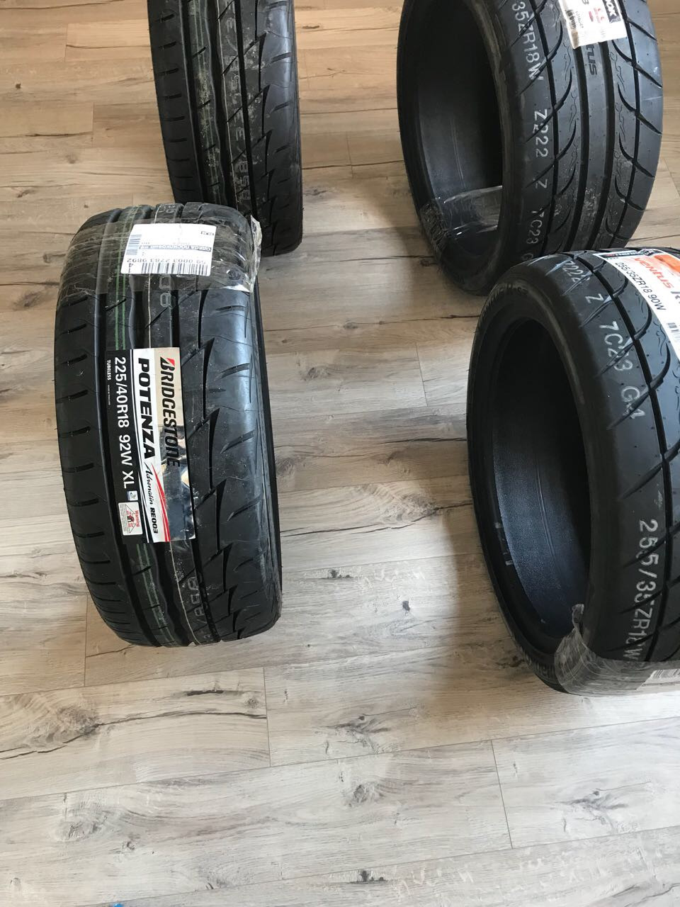 Hankook RS3 Z222 & Bridgestone Potenza Adrenalin RE003 5