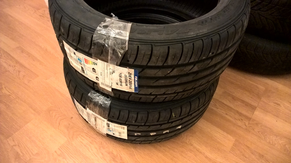 Нова гума Falken 1