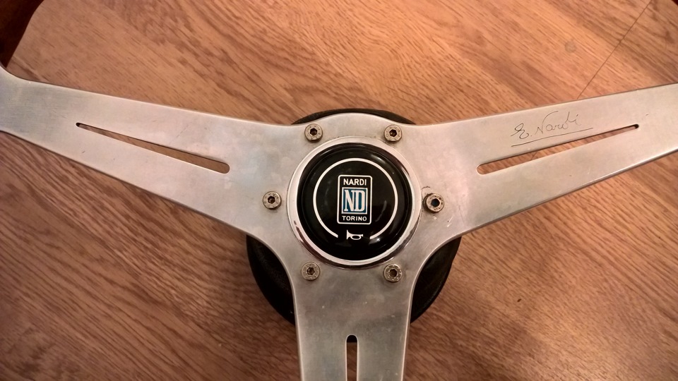 Нове кермо Nardi Torino і гриль 3