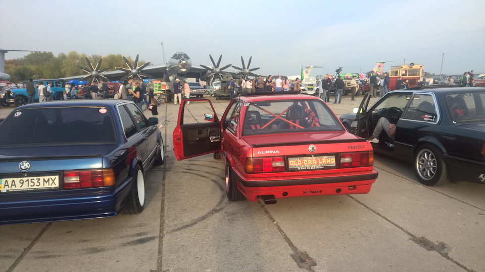 oldcarland - Instagram звіт 5