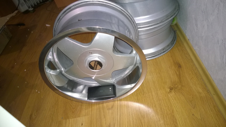 Продаю диски -Різноширокі Kersher Carmona 7,5 - 9J R16 C гумою 2