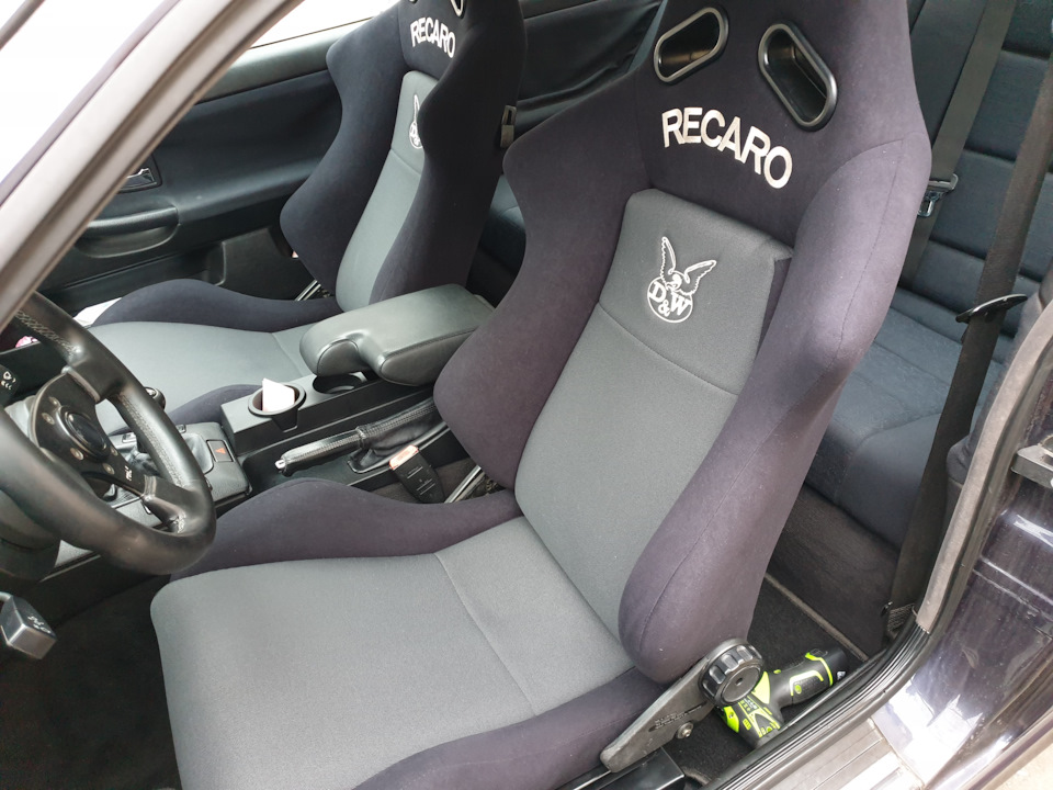 #42. Recaro D&W 1