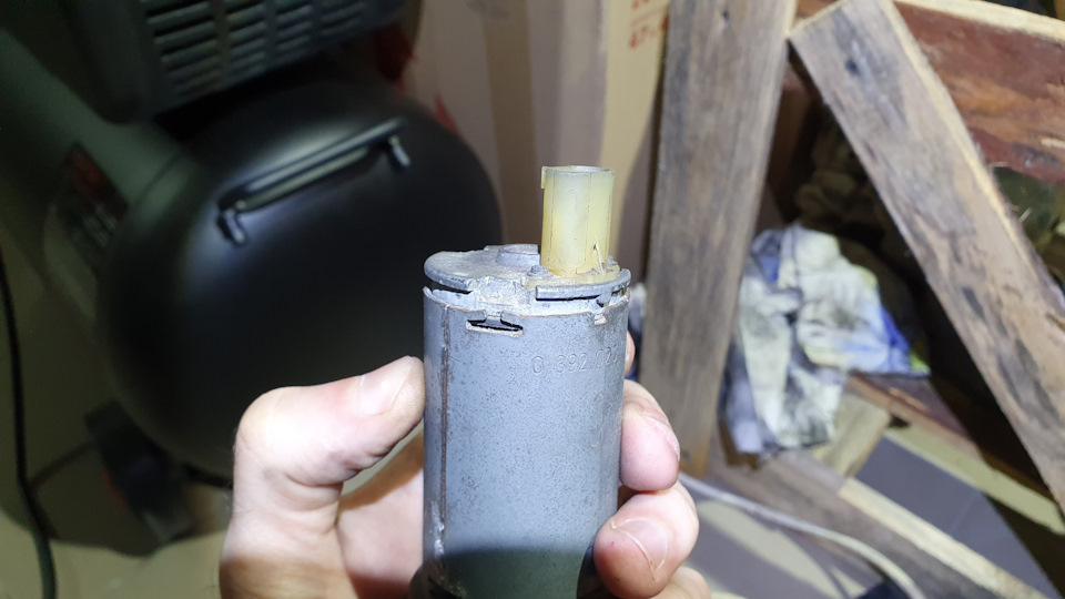 Додаткова водяна помпа. 5