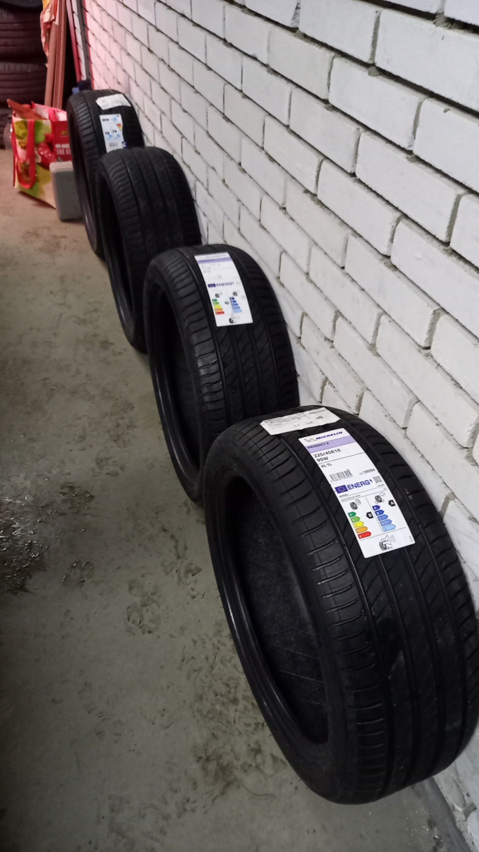 Michelin Primacy 4 225/45 18 2