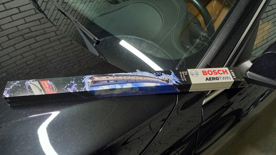 Щітки Bosch AeroTwin / реєстратор DD-Pai 2