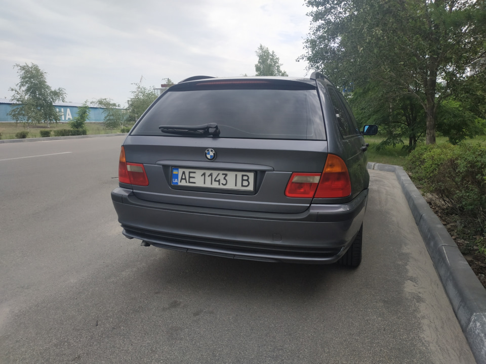 Заміна задніх ліхтарів. 2