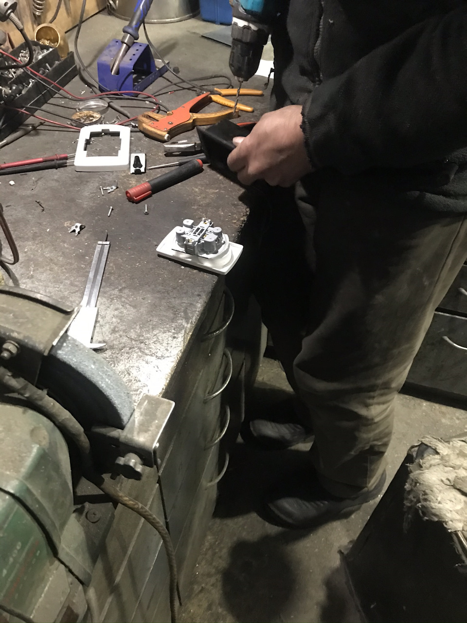 220v 1