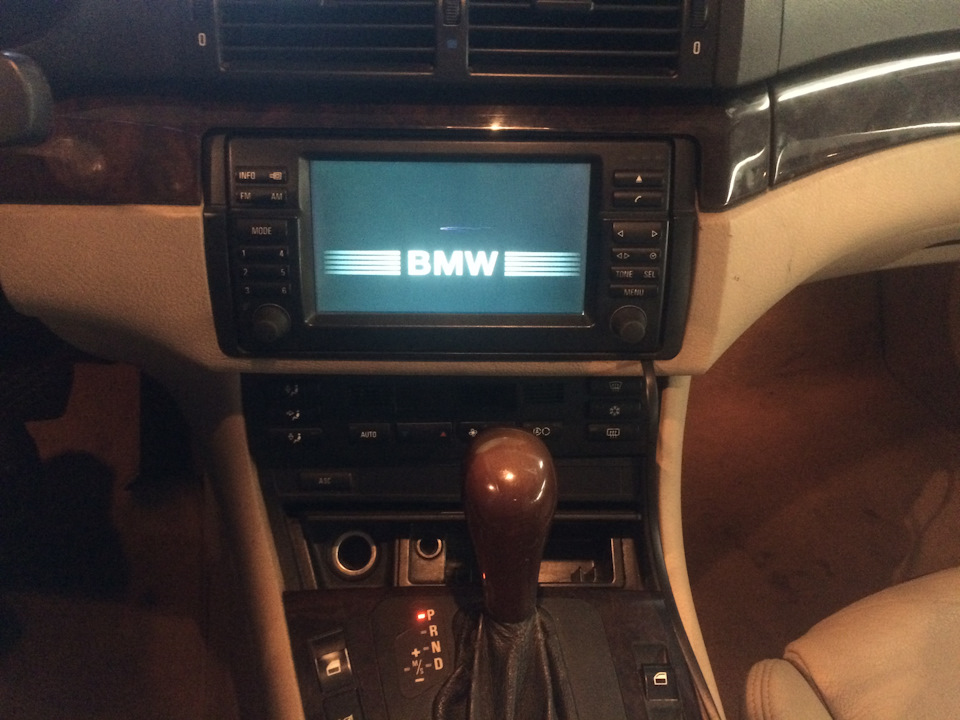 AUX 1