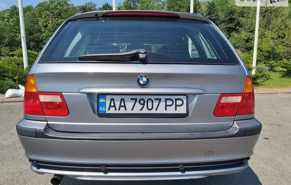 ПРОДАЄТЬСЯ хороша BMW у Києві! 2