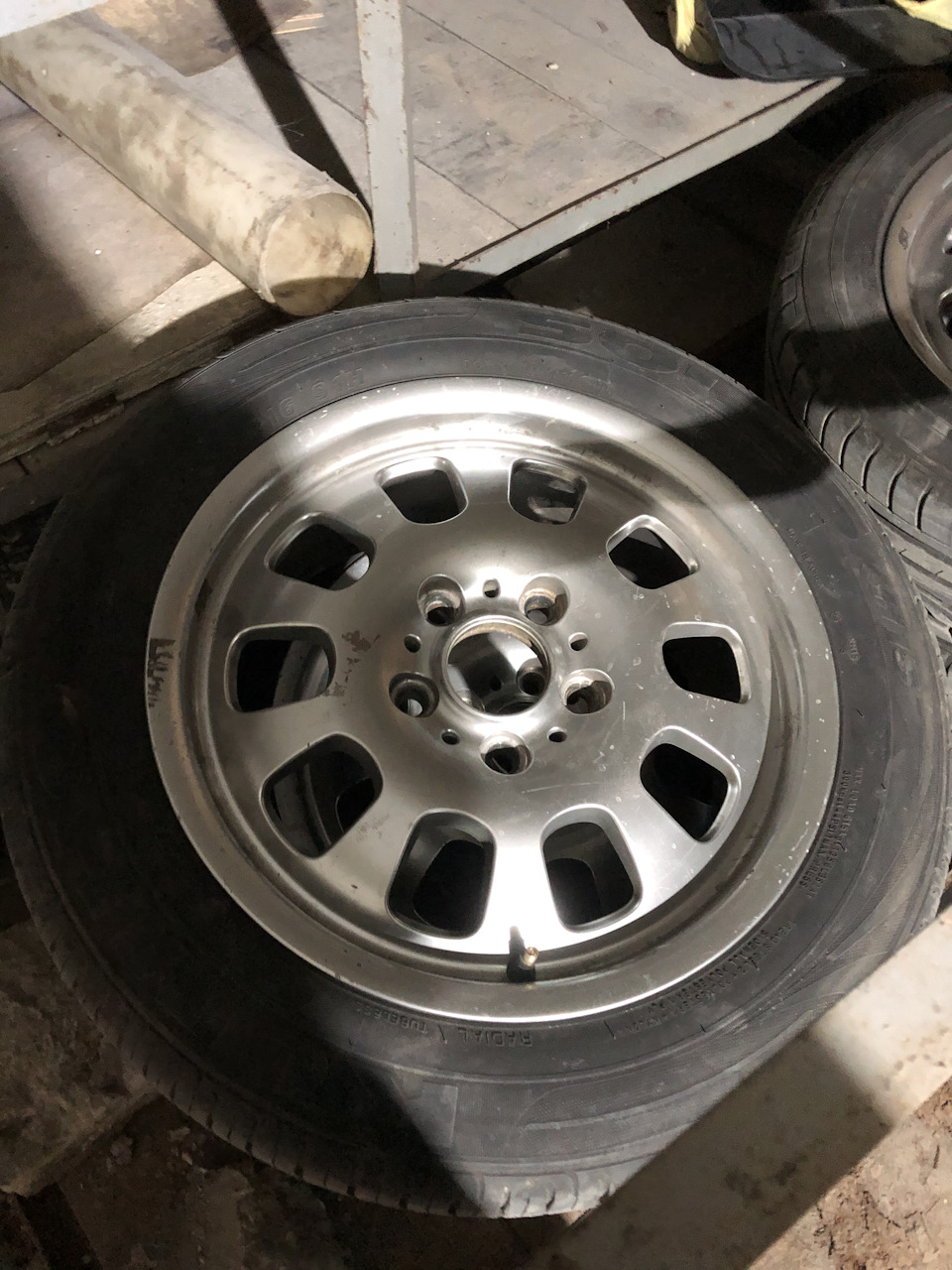 Продам r16 205 55 4