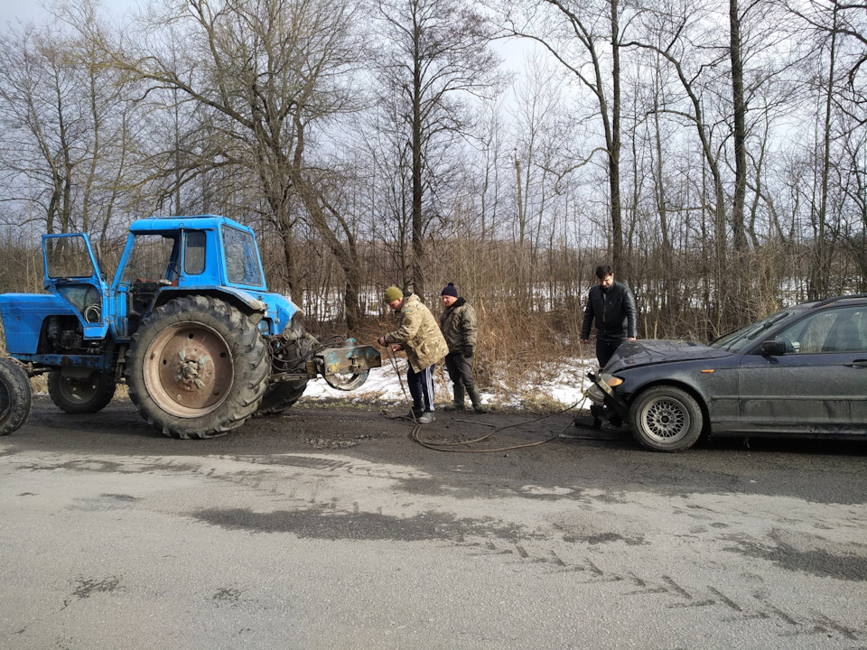 Ось і закінчилася історія з е46. Розбили 2