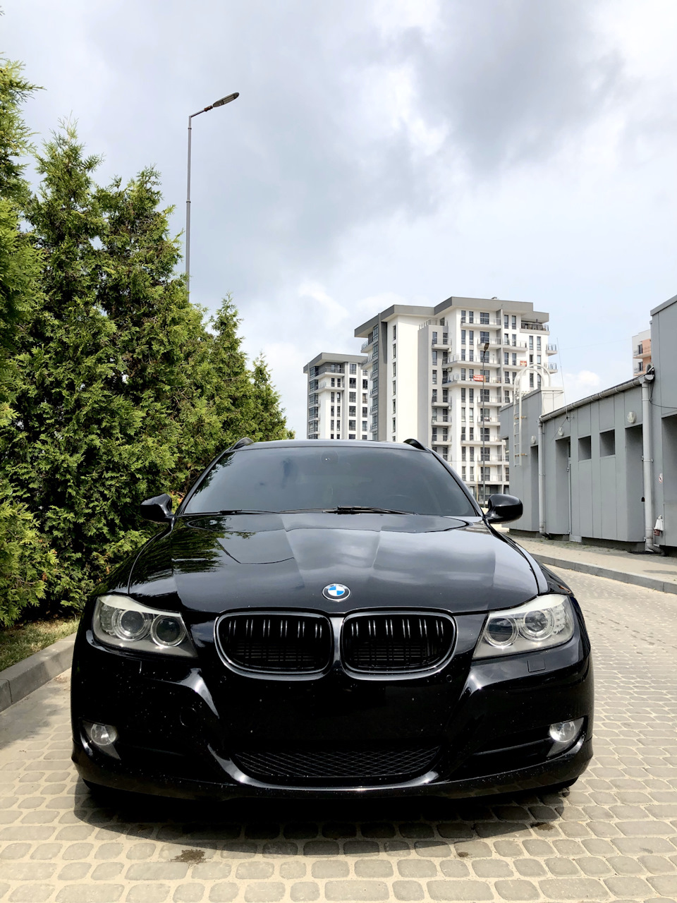 #5. New BMW Grill 5