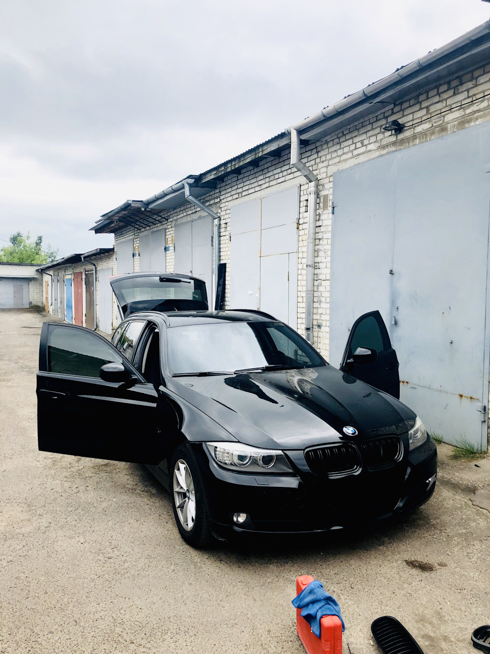 #5. New BMW Grill 3