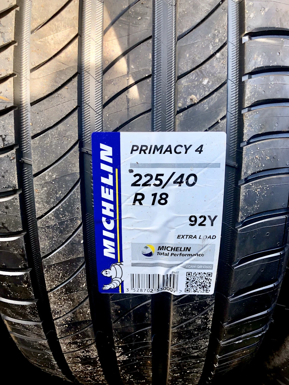 #7. Michelin Primacy 4 225/40 R18 92 Y