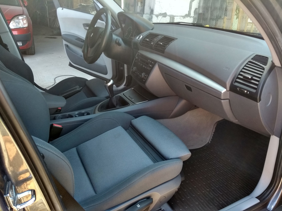 Поповнення в сім'ї BMW 3
