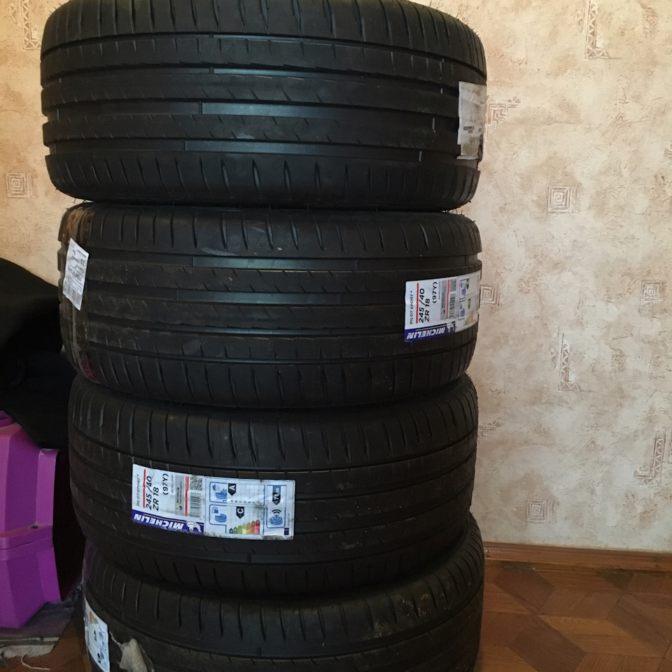 #19 – Покришки на літо Michelin Pilot Sport 4 4
