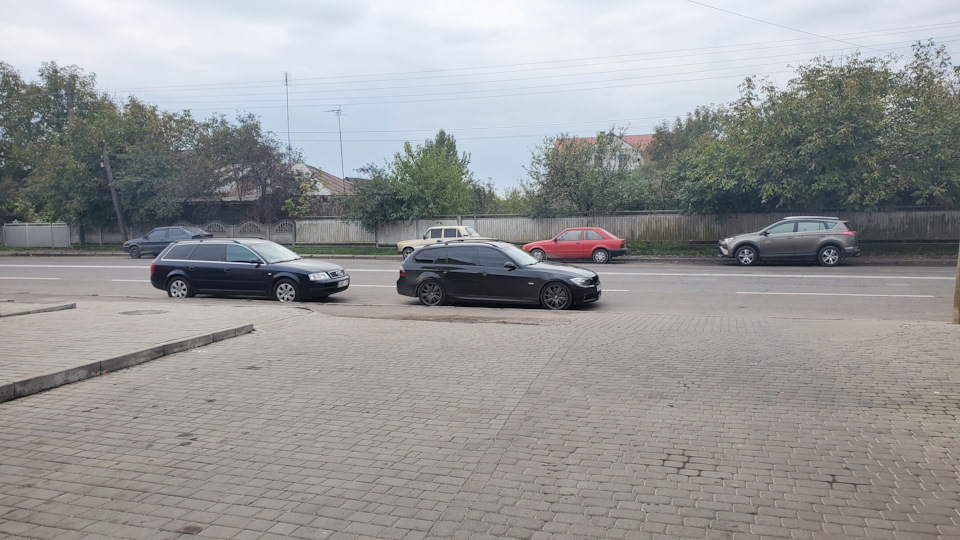 Стильна трійка / Репліка BBS 4