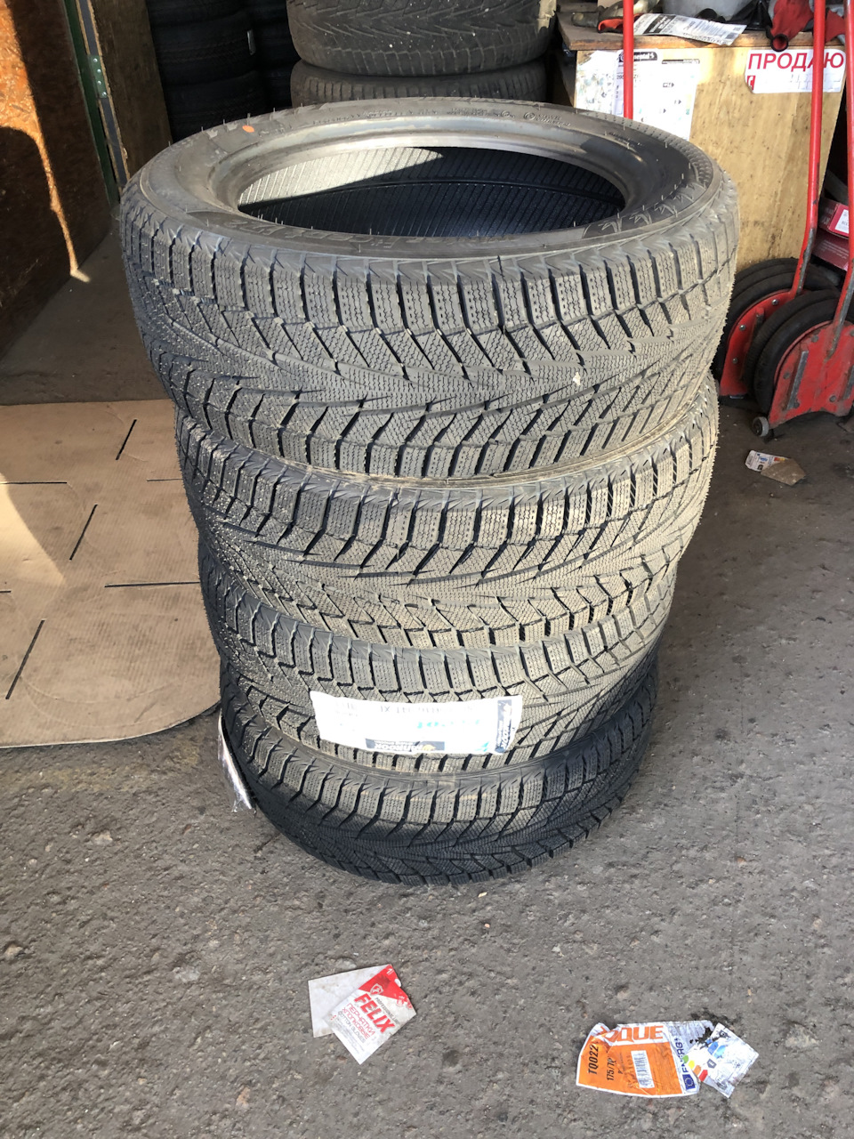 Нові тапулі на зиму Hankook Winter I*Cept iZ2 W616 2