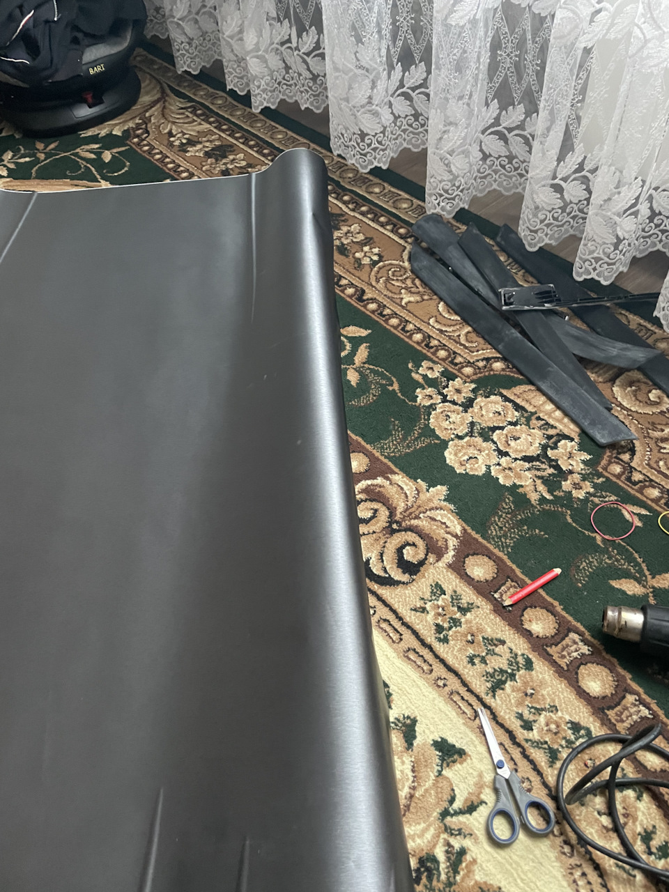 Обклеювання молдингів 2