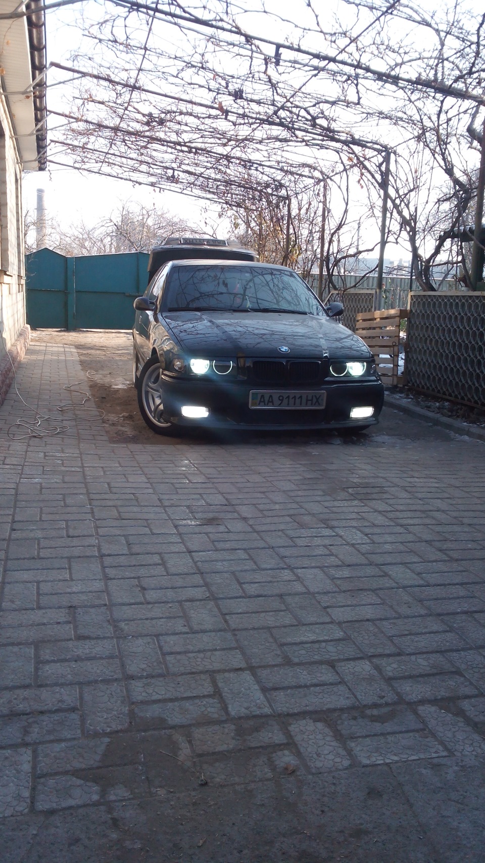 М дзеркала 4
