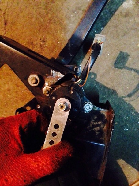 Електронна педаль 5