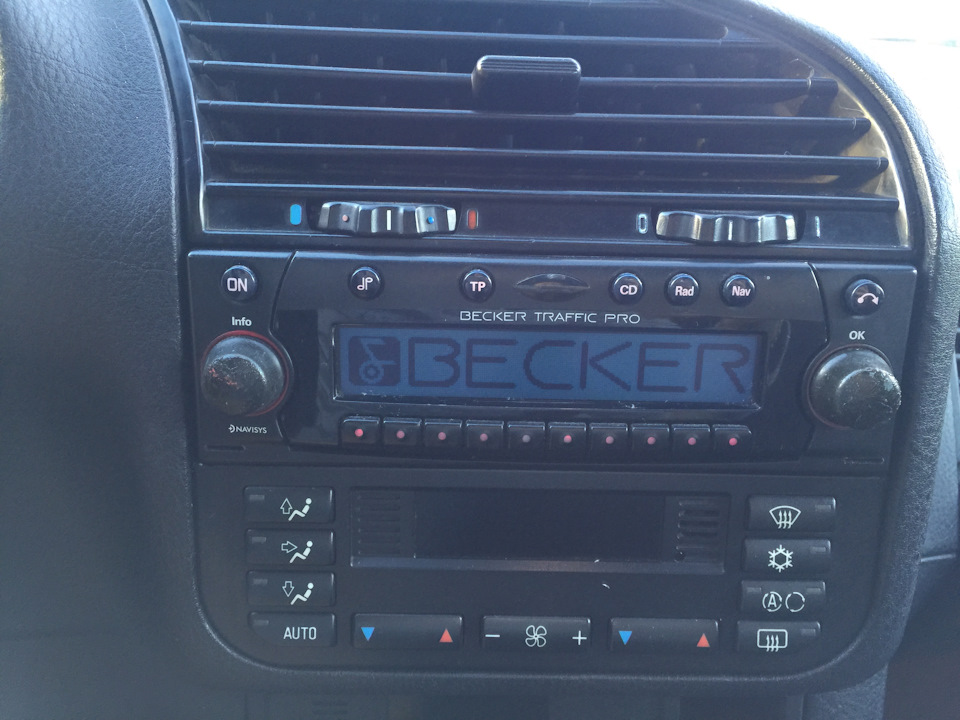 магнітола Becker 1
