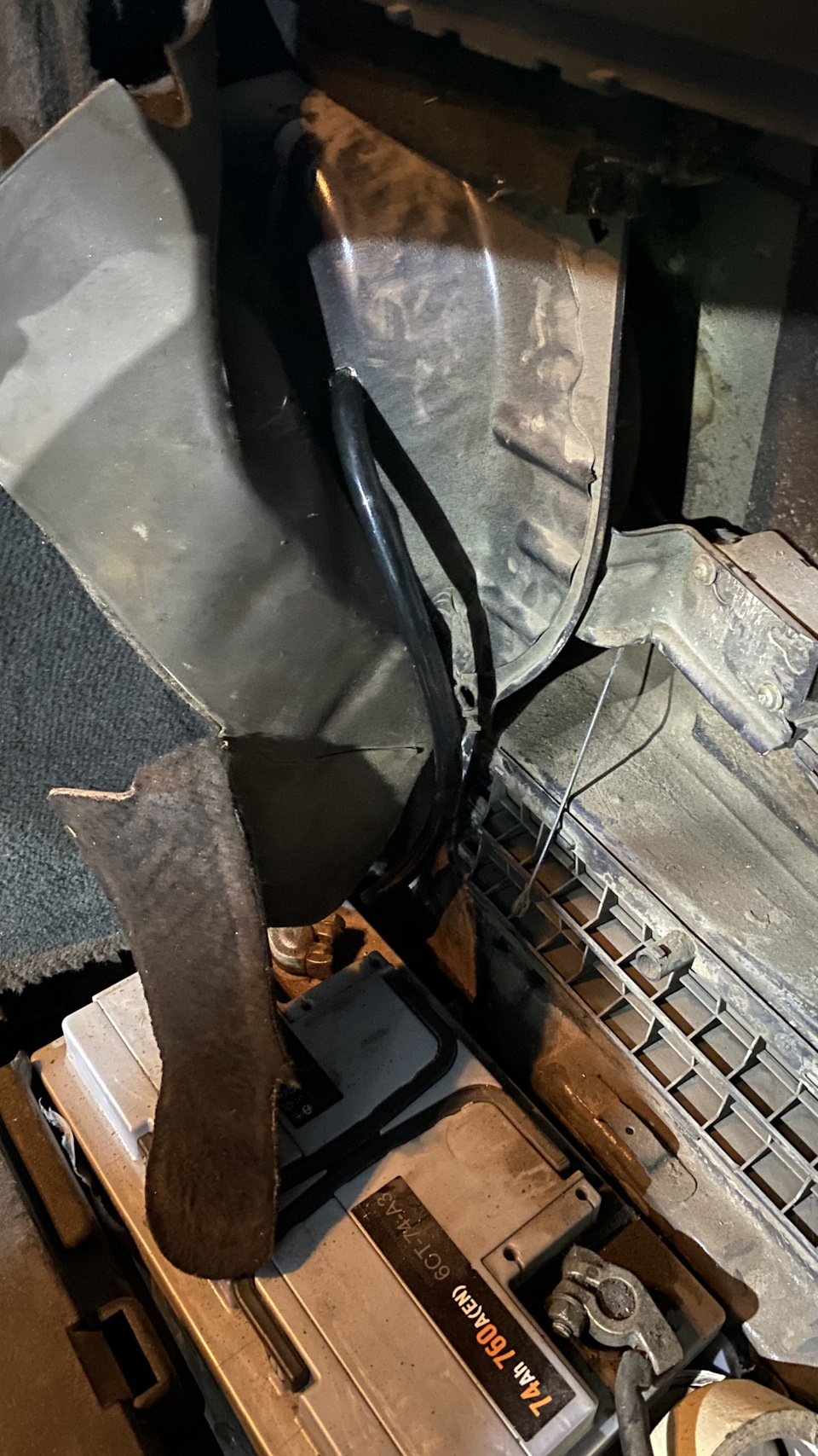 Переніс заправку газу в лючок бака 3